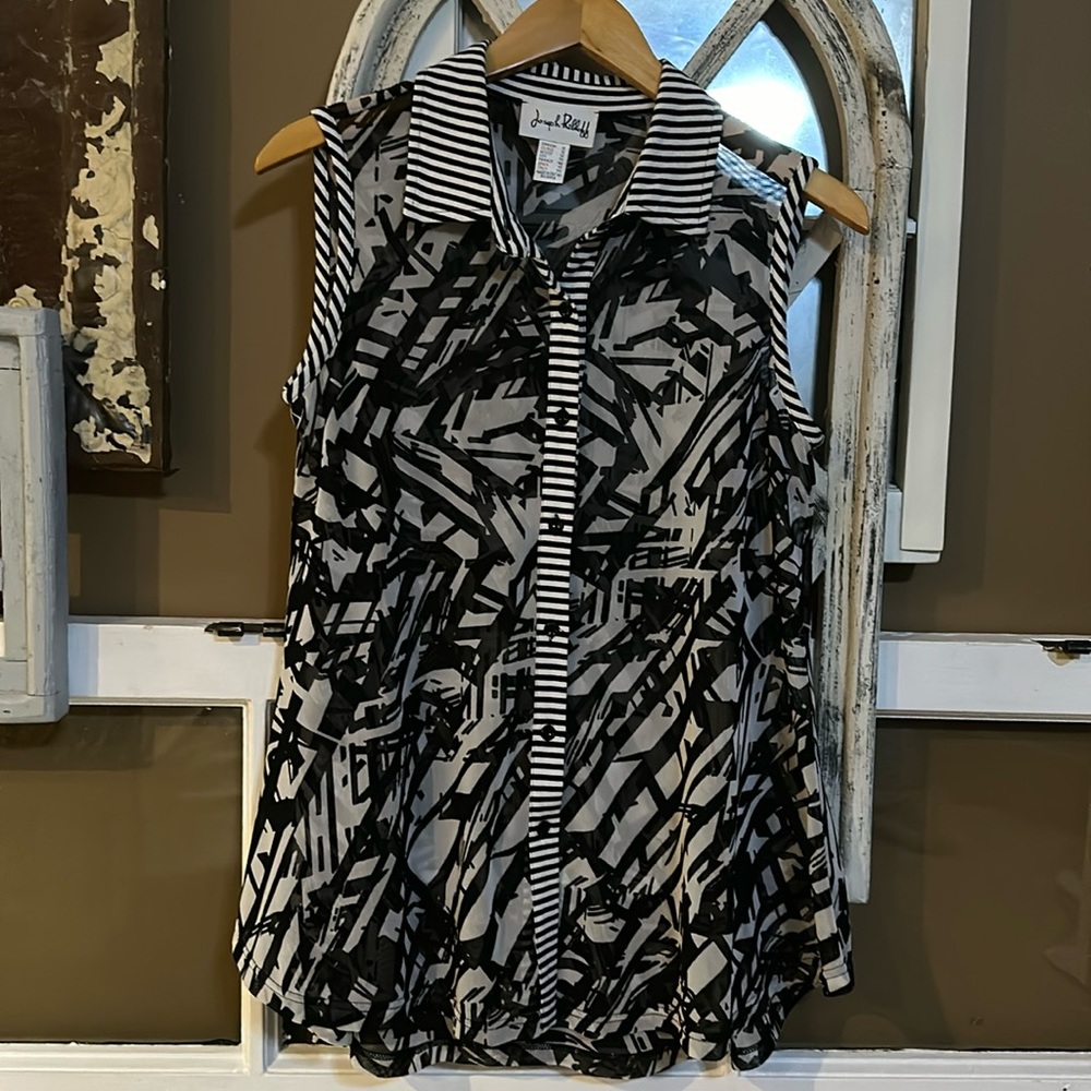 Joseph Ribkoff black and white mesh collared tank size 10
